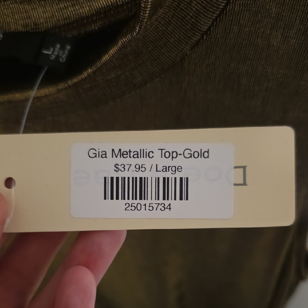 Doe & Rae Metallic Gold Tank Top - Picture 3 of 3